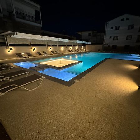 Studio Nikiti Beach ภายนอก รูปภาพ