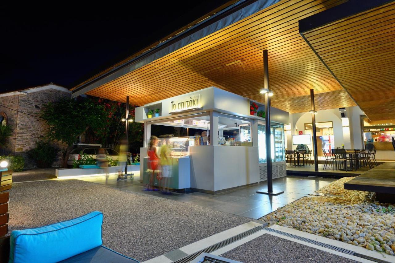Studio Nikiti Beach ภายนอก รูปภาพ