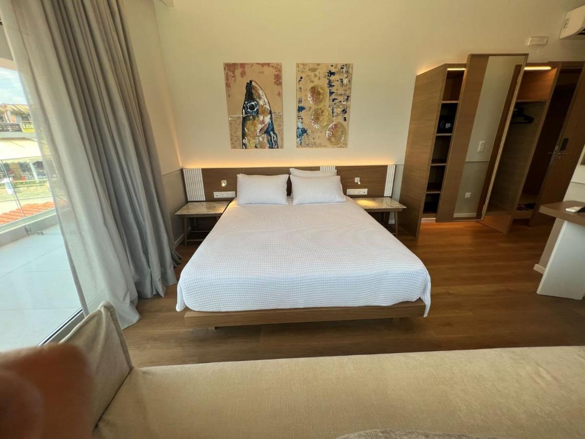 Studio Nikiti Beach ภายนอก รูปภาพ