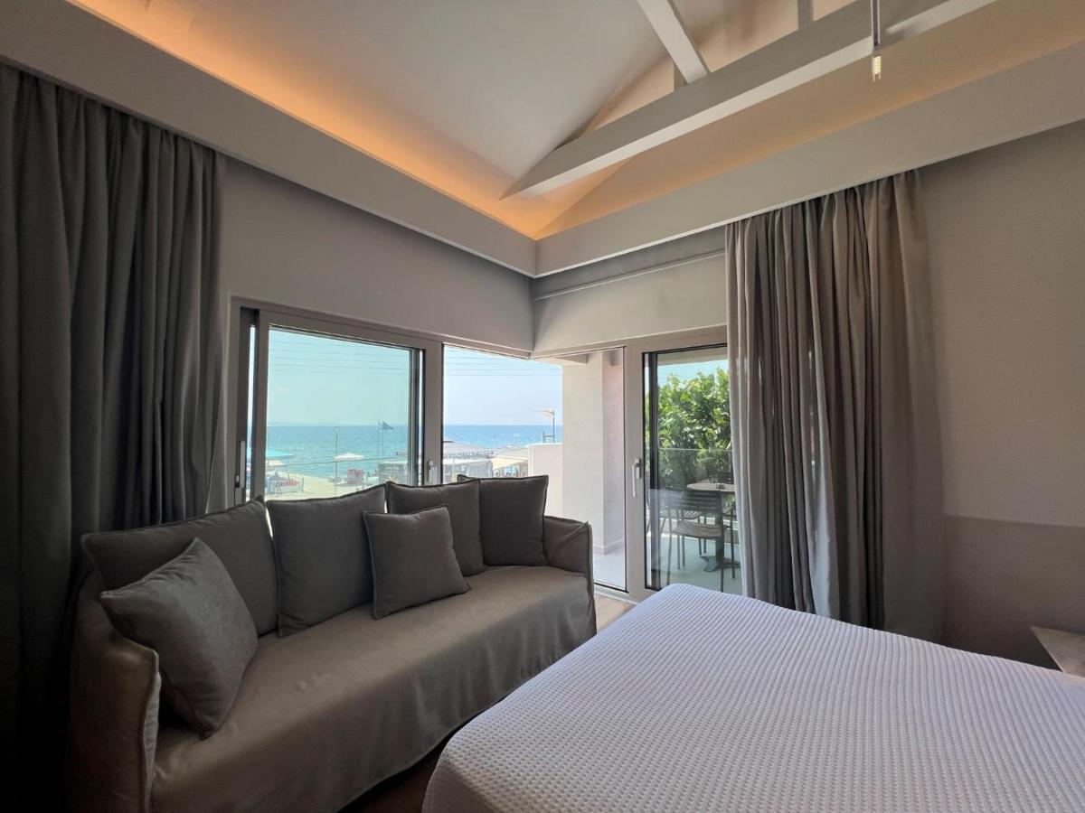 Studio Nikiti Beach ภายนอก รูปภาพ
